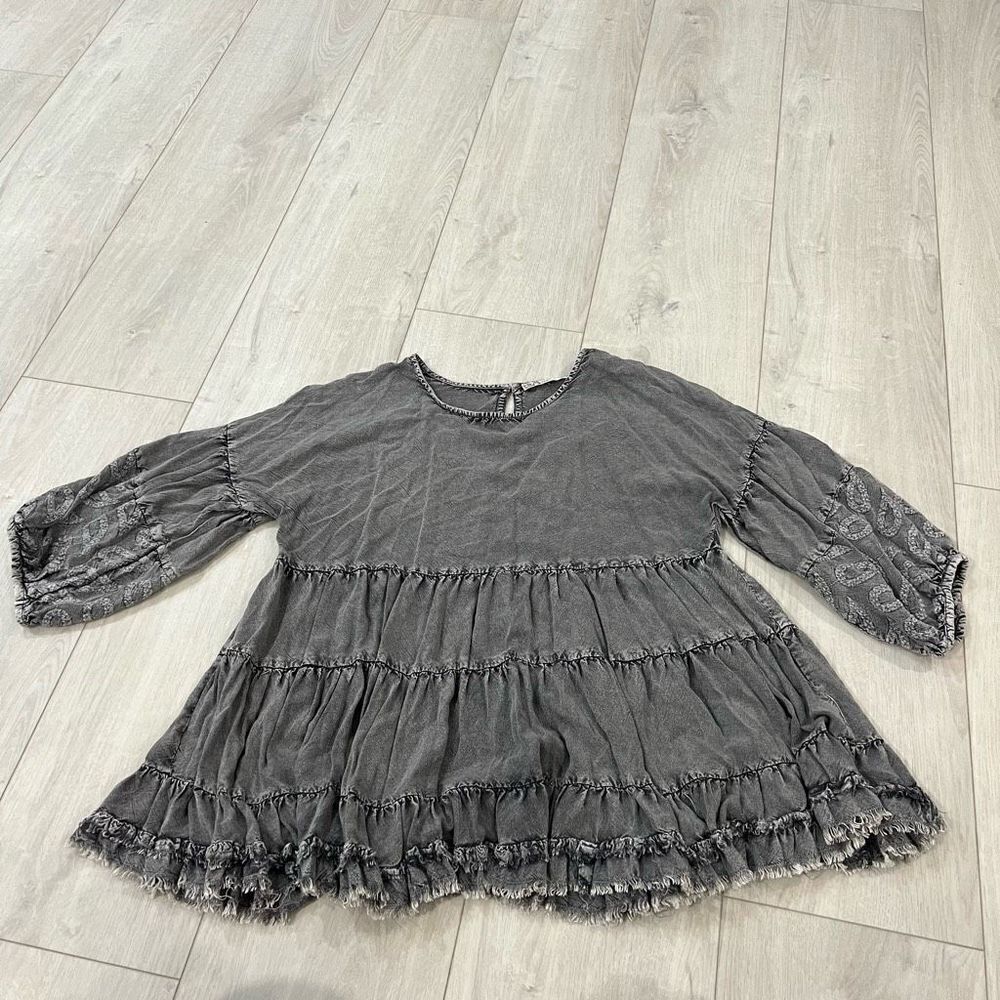 L'affaire gray boho rayon ruffle top size s